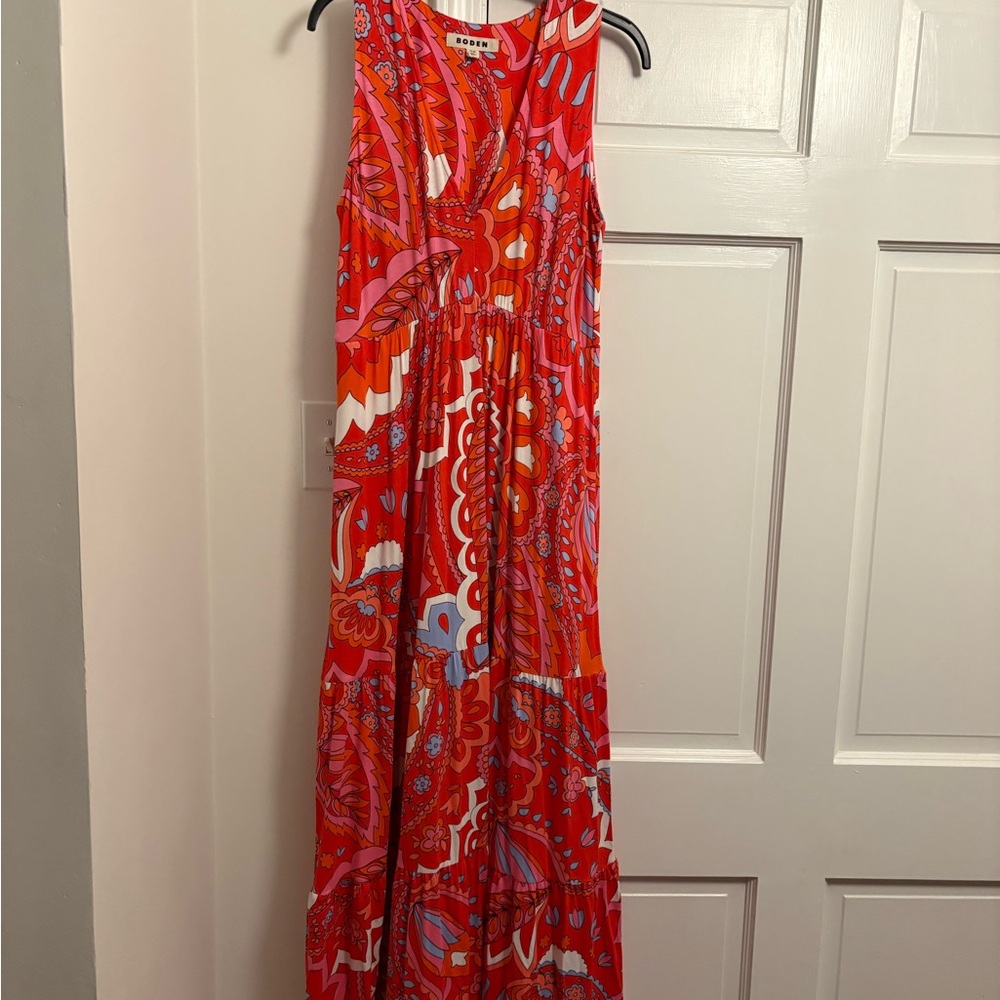 Boden Red and Pink Paisley Sleeveless Maxi Dress